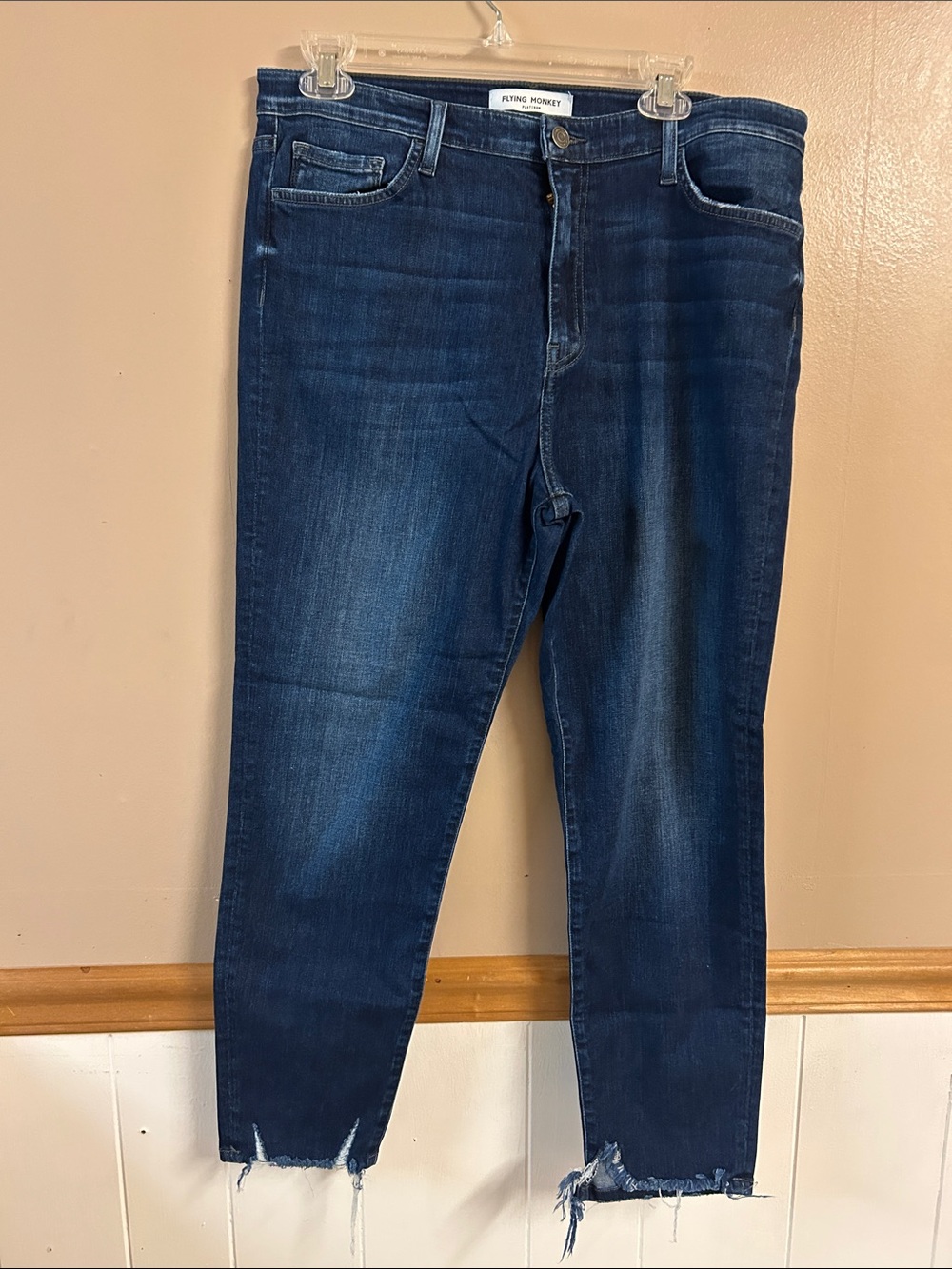 Women’s Flying Monkey Size 32 Jeans